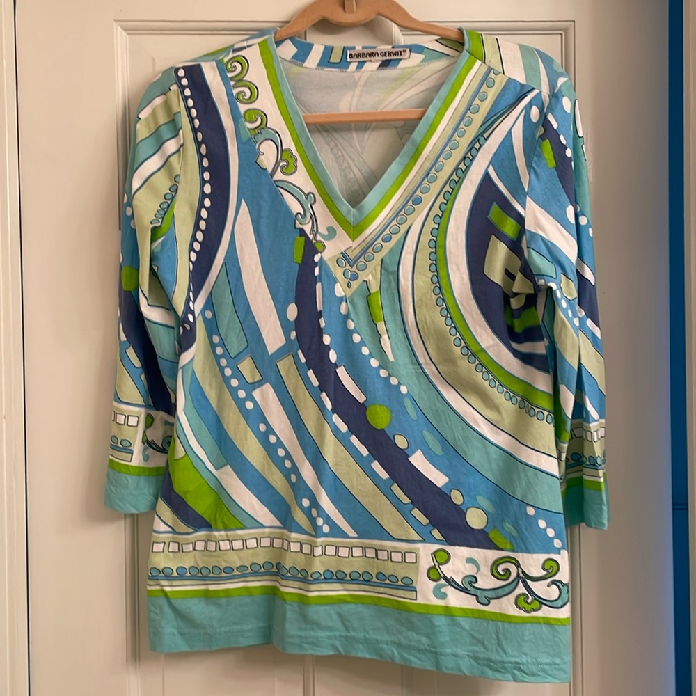 Barbara Gerwit top from a top Palm Beach boutique. No tag but is a M/L